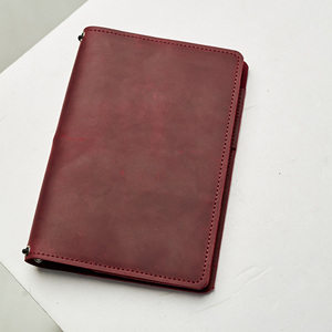 Quaderno A5 Premium con Copertina in Similpelle Effetto Coccodrillo, Ricaricabile, Personalizzabile, per Scuola e Ufficio - Product Image 5