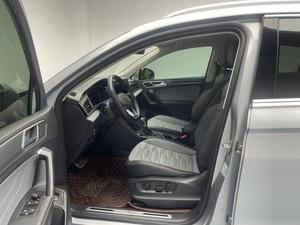 <span class=keywords><strong>Tiguan</strong></span> X Modello 2021 330TSI Edizione Yuexiang SUV 5 Posti Turbo Automatico Cerchi R19 Tetto Panoramico Interni in Pelle Guida a Sinistra Colore Scuro - Product Image 6