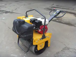 Rullo vibrante della macchina del compattatore del singolo tamburo liscio della passeggiata 300Kg piccolo Mini per la costruzione di strade