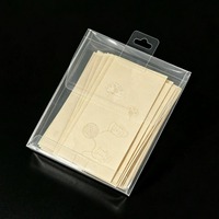 Boîtes en plastique transparent PVC PET suspendues pour emballage de stylos à bille et dés, idéales pour supermarchés, papeteries, boutiques de cadeaux et magasins.