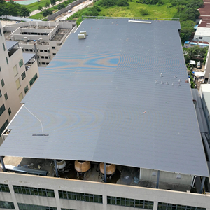 Panneau de toiture en métal sandwich en aluminium ignifuge résistant aux intempéries au design moderne, isolation en PU pour atelier, hôtel, utilisation 5 ans - Product Image 4