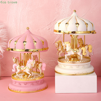 Boîte à musique lumineuse en forme de cheval de carrousel, décoration d'intérieur, cadeau d'anniversaire, jouet pour enfants, accessoires de mariage