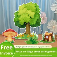 Décor de scène imprimé numériquement avec des arbres forestiers, des plantes, des dessins animés, des ballons en carton KT pour les enfants, la maternelle, les spectacles sur scène