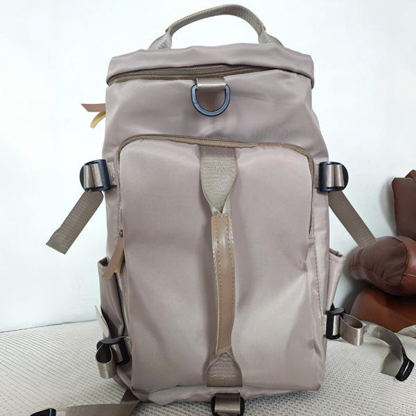 สีกากี (คุณภาพสูง)