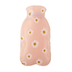 Chrysanthemum Pvc Hand Warmer Thickened Insulated Water Filled Hot Water Bottle Cartoon Winter Gift Mixed Colors Shipped - Product Image 5