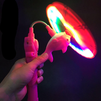 Moulin à vent musical électrique lumineux coloré en forme de poisson, baguette magique éblouissante pour fête, idéal pour les stands de marché et les places publiques