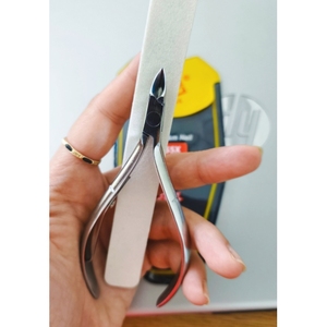 Coupe-ongles professionnels KSA en acier au carbone D555x, lame droite à mâchoires larges de 10 mm, coupe lisse, pointe affûtée, pour soins des pieds et des orteils - Product Image 2