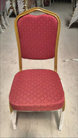 Chaise de salle à manger en métal et velours, empilable, confortable, de style antique, pour hôtel et usage commercial, fabriquée sur mesure en usine
