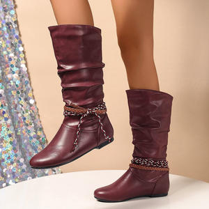 รองเท้าบูทผู้หญิงแบบถักเปีย แต่งระบาย ปลายมน ส้นแบน ความยาวครึ่งน่อง ดีไซน์เฉพาะตัว สวมใส่สบาย ใช้งานได้หลากหลาย เหมาะสำหรับเดินทาง ปาร์ตี้ วันหยุด และแฟชั่น - Product Image 2