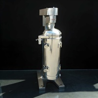 Centrifugeuse tubulaire à haute vitesse continue pour la clarification du bouillon de fermentation et la récupération de la biomasse