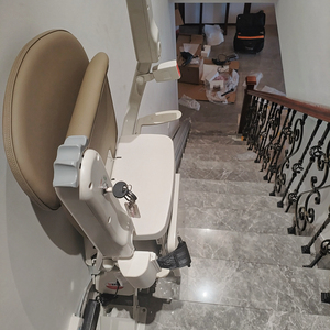 <span class=keywords><strong>Monte</strong></span>-<span class=keywords><strong>escalier</strong></span> électrique droit en acier robuste et moderne, pliable, homologué CE, aide à monter les escaliers, léger, facile à installer, <span class=keywords><strong>pour</strong></span> les <span class=keywords><strong>personnes</strong></span> âgées, à domicile - Product Image 6