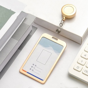 <span class=keywords><strong>Porte</strong></span>-cartes de travail en métal avec bobine d'insigne en plastique rétractable pour le personnel médical hospitalier Clip de carte d'identité <span class=keywords><strong>porte</strong></span>-clés - Product Image 4