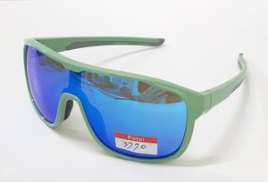 Women's <b>Trendy</b> Vintage Style Cat Eye <b>Sunglasses</b> UV400 Protection with Transparent Yellow Red Blue Frames Made of PC Material - Product Image 4