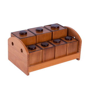 ชุดกระปุกใส่เครื่องเทศแบบตั้งพื้น 7 ชิ้น ลายเพ้นท์สวยงาม พร้อมฐานไม้ สำหรับขายส่ง - Product Image 1