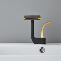 Mitigeur de Lavabo Moderne de Luxe Blanc et Or en Laiton, Robinet Cascade à Design Unique pour Salle de Bain