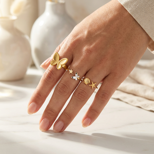 Bague tendance FANKE en acier inoxydable 316L plaqué or 18 carats PVD avec grappe de zircons, ajustable, étanche, inaltérable, cadeau de fête pour elle - Product Image 1