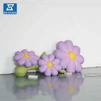 Bouquet de fleurs géantes gonflables violettes pour la décoration extérieure des événements, des centres commerciaux et des scènes