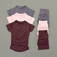 Ensemble de sport 2 pièces pour femme : haut de yoga sans couture en maille et short de sport pour fitness, course et entraînement