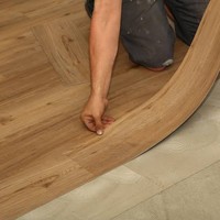 Steinoptik Starrkern 100% Wasserdicht Feuerfest Hybrid Kratzfest Neues Design SPC Büro Kunststoffboden