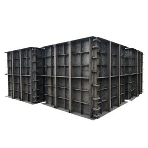 Moules en acier sur mesure pour la production de blocs de béton pour puits d'inspection - Product Image 1