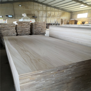 Qualité professionnelle <span class=keywords><strong>Paulownia</strong></span> <span class=keywords><strong>Arbre</strong></span> Bois Bois Planches en bois massif <span class=keywords><strong>Prix</strong></span> du bois de <span class=keywords><strong>Paulownia</strong></span> pour meubles - Product Image 1