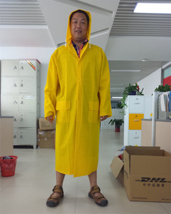 Yellow Pvc Polyester <strong>Rain</strong> Suit Raincoat for <strong>Men</strong> Industrial <strong>Rain</strong> <strong>Coat</strong> - Product Image 2