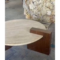 Table basse en travertin haut de gamme, surface en pierre naturelle ronde, base en bois, table basse de luxe pour espaces de vie