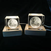 Lampada quadrata Led notte decorazione scrivania luce rettangolo di cristallo Base in legno cubo