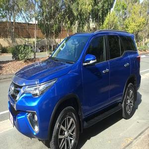 Hybrid AWD Cuero R19 Oscuro para Fortuner SUV 2023 - Product Image 2