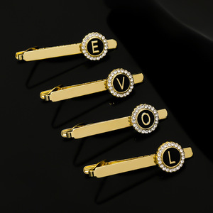 Boutons de manchette et pinces à cravate créatifs sertis de diamants ronds pour hommes, motif 26 lettres anglaises, idéaux pour les costumes <span class=keywords><strong>d</strong></span>'affaires - Product Image 2