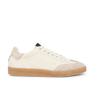 Zapatillas deportivas de gamuza beige con parches, con cordones y suela de goma, para uso diario informal al aire libre. - Product Image 1