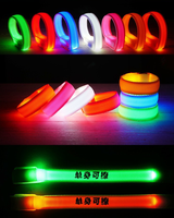Bracelet LED personnalisé pour boîte de nuit, bracelet lumineux en tissu, bracelets promotionnels lumineux pour événements