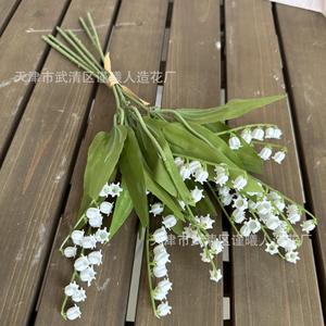 ดอกเบลล์ฟลาวเวอร์ประดิษฐ์สีขาว 6 ก้าน ของ Jinxi ดอกไม้ผ้าไหมสำหรับตกแต่งงานแต่งงานและบ้าน - Product Image 4