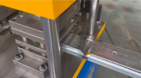 Machine de formage de conduits d'air HVAC automatique en acier métallique pour l'évacuation de la fumée et des incendies avec moteur à roulement 7,5 kW