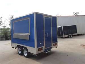 Horchata Española de Chufa, Leche de Nuez Tigre Naturalmente Dulce y Cremosa, Servida en Fartons, Camión de Comida Móvil de Aluminio para Dulces y Chips - Product Image 2