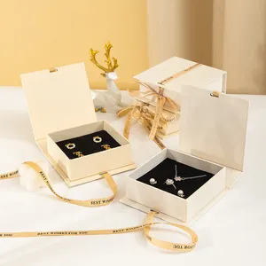 Роскошная шкатулка для ювелирных изделий с логотипом на заказ, бумажная упаковка для ювелирных изделий, ожерелья, кольца, подарочный набор, упаковочные коробки с лентой