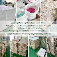 Supports de Mahjong Personnalisés avec Poussoirs – Ensemble Professionnel en Bois Double Couche Finition Brillante – Plusieurs Tailles et Couleurs – Prise en Charge Personnalisation Complète