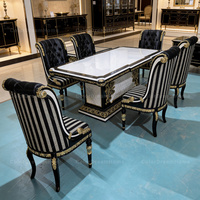 Ensemble de table à manger en bois massif de style baroque européen, finition brillante, chaises capitonnées de luxe pour salle à manger de villa