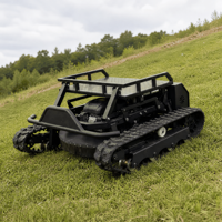 Débroussailleuse industrielle robuste sur chenilles avec porte-équipement pour utilisation tout-terrain sur prairies et vergers