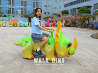 Simulation réaliste animation enfants équitation dinosaures centre commercial terrain de jeu équipement de divertissement marche enfant dinosaure équitation