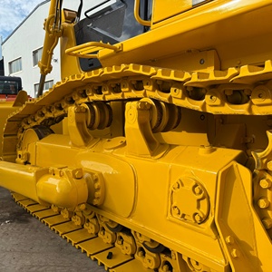 Bulldozer Komatsu SD16 d'occasion, machine de terrassement sur chenilles jaune, en acier, fabriqué au Japon, pour la construction et l'exploitation minière - Product Image 6
