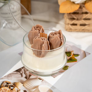 AIKUN OEM prix d'usine en gros Rose cire de soja aromathérapie bougie parfumée dans un bocal en verre huile essentielle décoration maison fleur bougie - Product Image 3