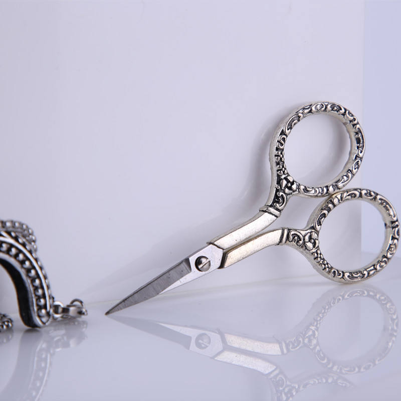 Fournitures De Couture Ciseaux à Coudre Chaîne Vintage Argent Bauhinia Acier Inoxydable Pointu Petits Ciseaux à Broder à Coudre Avec Couvercle Produits De Couture, Accessoires Et Fournitures De Coutur