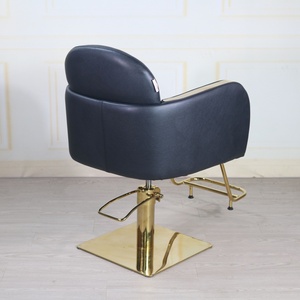 Fauteuil de salon de coiffure de luxe en cuir synthétique beige, structure dorée, pivotant à 360 degrés, en acier, design ergonomique, pour usage en ba - Product Image 6