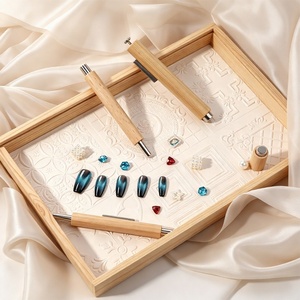 BQAN Bâtonnet magnétique œil de chat à manche en <span class=keywords><strong>bois</strong></span>, outil de nail art naturel et écologique, <span class=keywords><strong>baguette</strong></span> magnétique super puissante pour vernis gel - Product Image 6