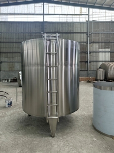 Réservoir de stockage vertical en acier inoxydable pour azote liquide/<span class=keywords><strong>eau</strong></span>/<span class=keywords><strong>carburant</strong></span>, système motorisé, capacité personnalisable pour processus humides - Product Image 6