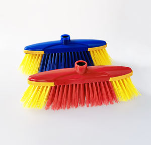 Artículo n. ° 0153, <span class=keywords><strong>escoba</strong></span> suave para limpieza del hogar para uso en interiores, <span class=keywords><strong>escoba</strong></span> para mascotas, <span class=keywords><strong>escoba</strong></span> de barrido de plástico de hilo italiano, cepillo de limpieza de suelos - Product Image 2