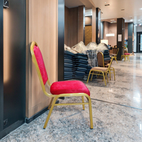 Restaurant de haute qualité bon marché en gros, salle de banquet, chaise d'hôtel de banquet empilable en fer moderne