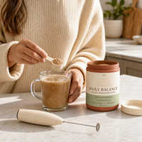 Poudre de café aux champignons avec mélange de 4 champignons, boisson adaptogène à faible teneur en caféine avec MCT et lait de coco pour l'énergie et la concentration