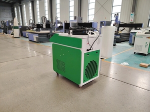 Machine de soudage laser multifonction 4 en 1 3000W, nettoyage et découpe pour tuyaux, prix de la machine de soudage laser 4 en 1 - Product Image 3